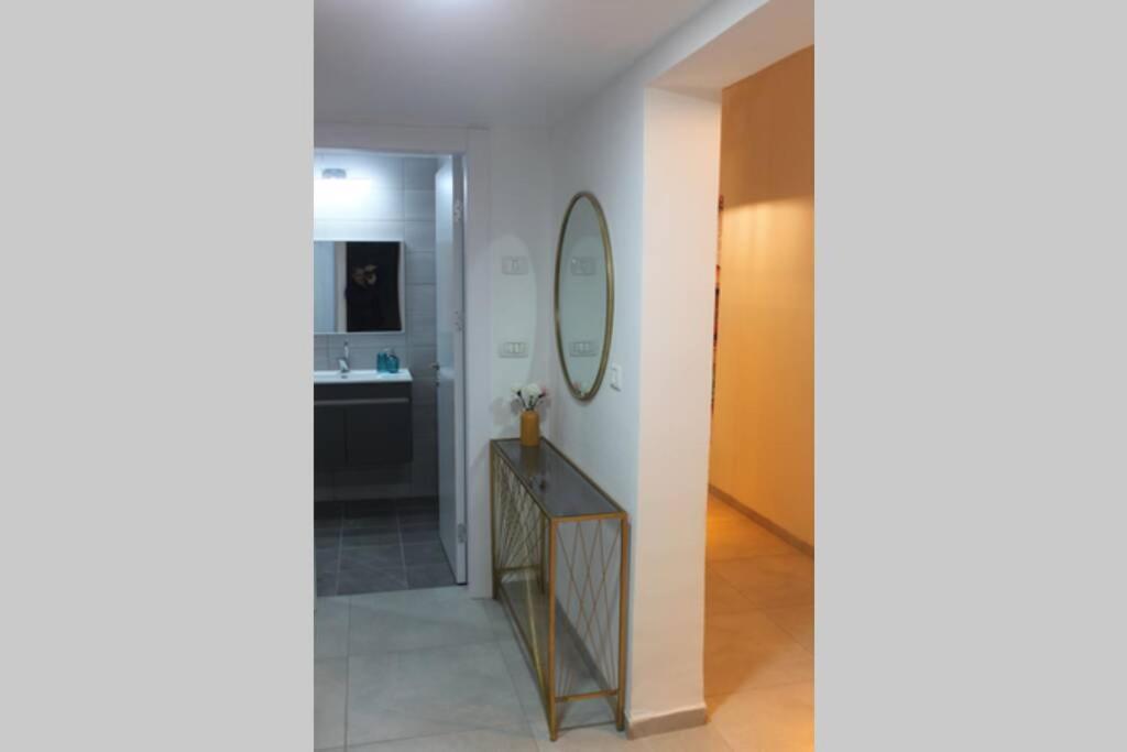 נוף הארבל עם חלון לכינרת Apartment Migdal Luaran gambar