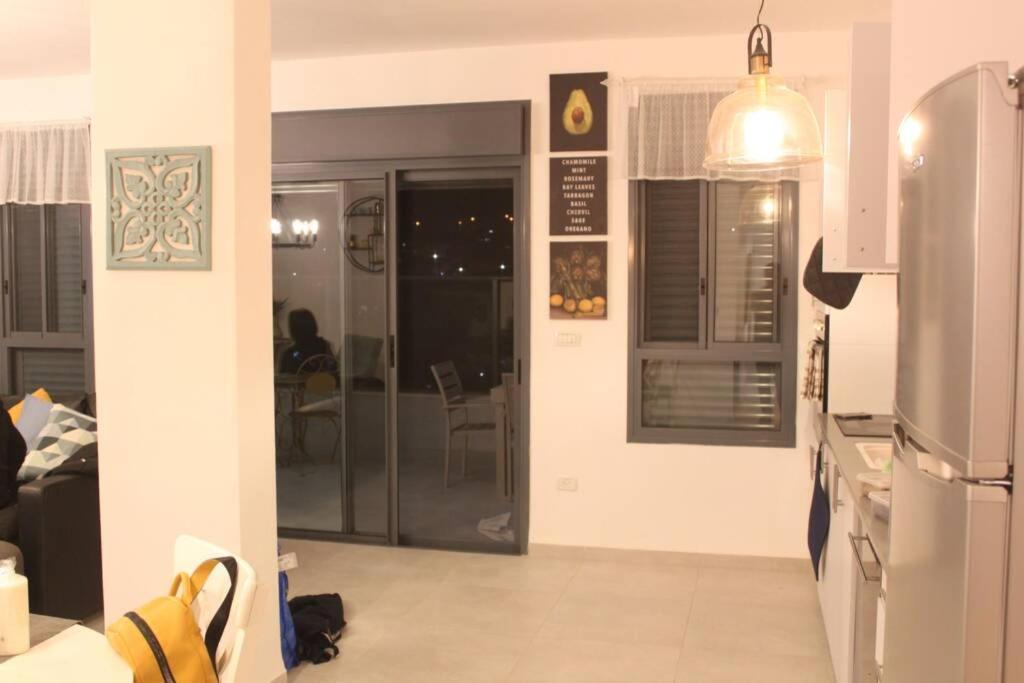 נוף הארבל עם חלון לכינרת Apartment Migdal Luaran gambar