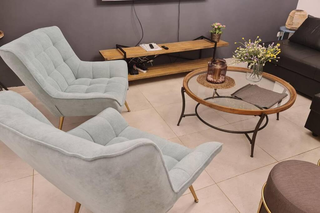 נוף הארבל עם חלון לכינרת Apartment Migdal Luaran gambar