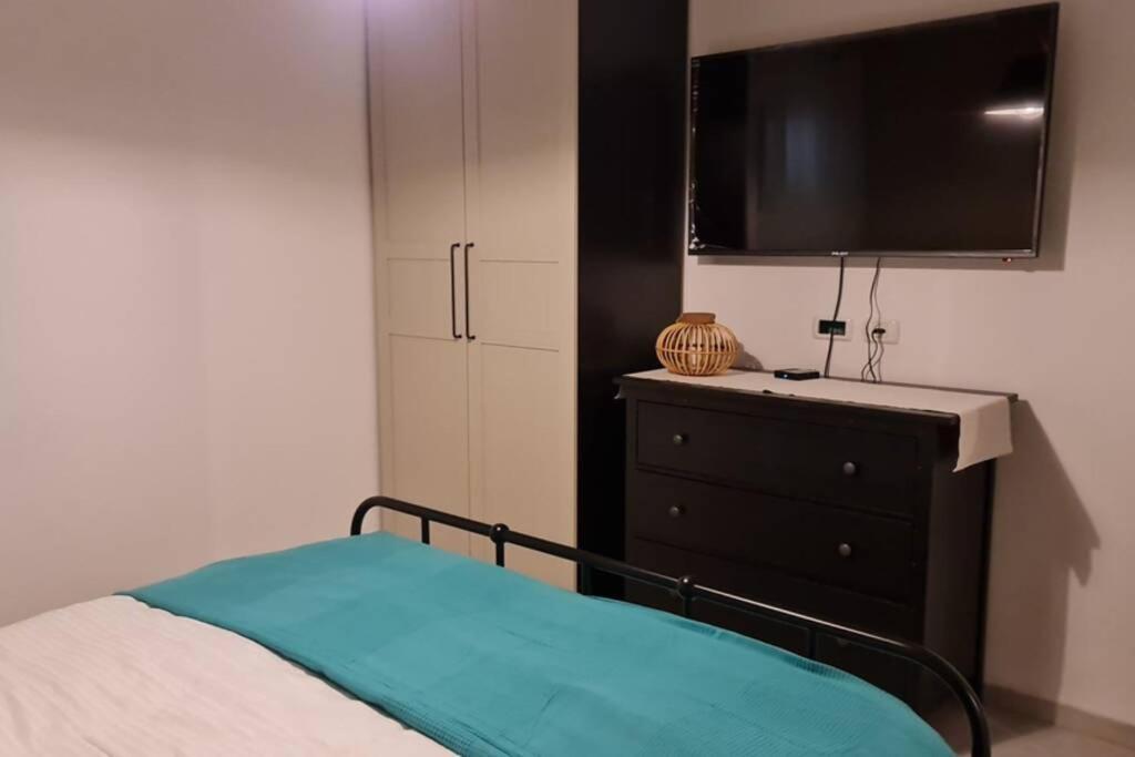 נוף הארבל עם חלון לכינרת Apartment Migdal Luaran gambar