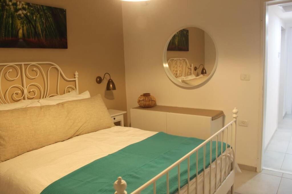 נוף הארבל עם חלון לכינרת Apartment Migdal Luaran gambar
